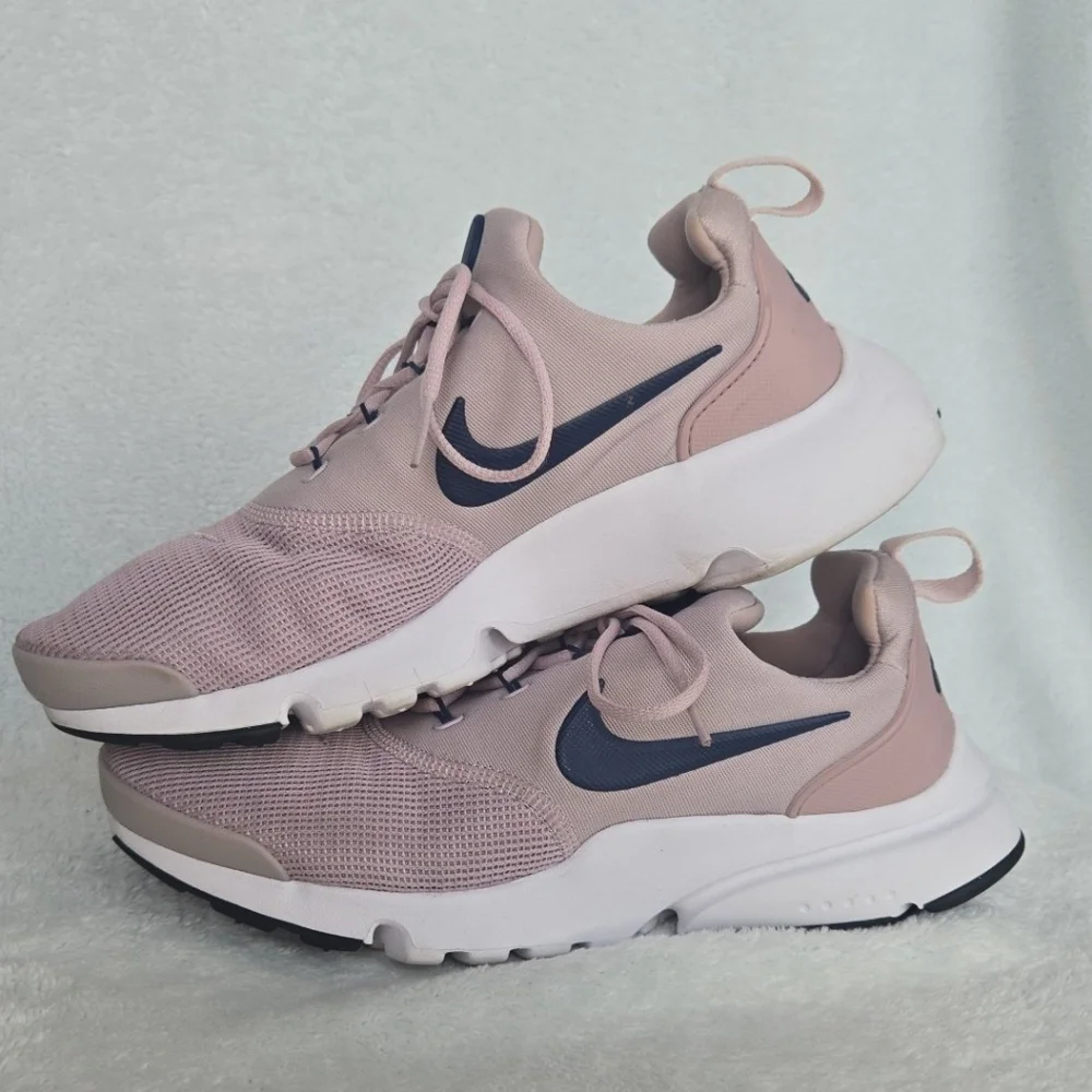 Nike these athletic